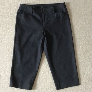 Nicole by Nicole Miller dark blue jean capri pants size 8